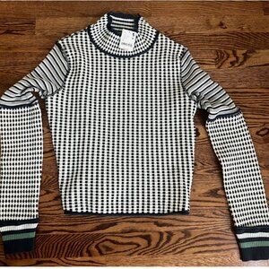 New! Free People Size Medium We the Free Women's Gamer Cuff Long-Sleeve Sweater
